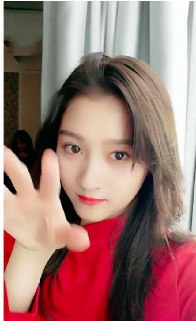 在国产线自拍视频,捕捉生活瞬间，展现独特魅力  第2张