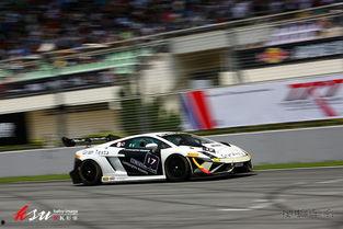 国产美女赛车视频,国产美女赛车手的激情赛道之旅