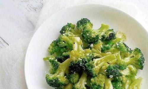 国产人物爱吃的食物视频