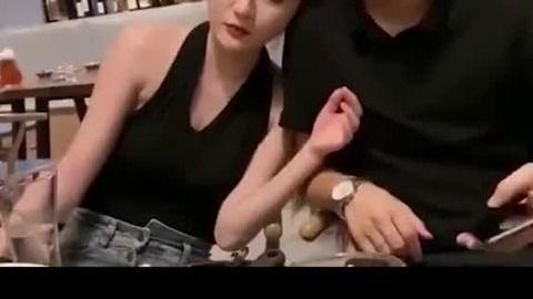 国产恶搞老婆视频,笑料百出，欢乐无限